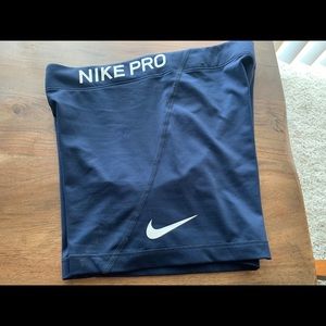 Navy Nike Pro Women’s Compression Shorts!